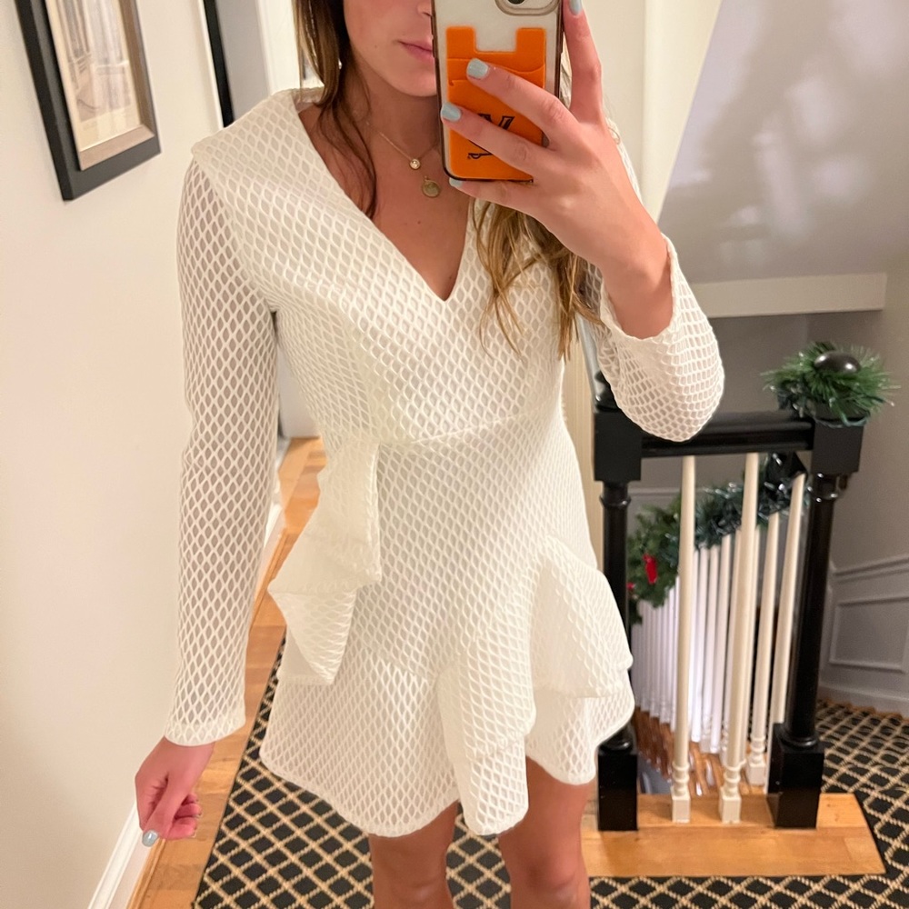 White long sleeve dress